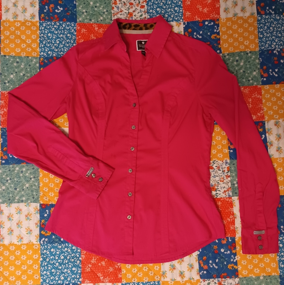EXPRESS hot pink button down dress shirt. Good condition size xs/1P